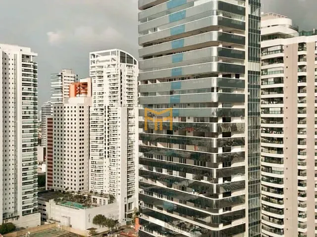 Apartamento 5 quartos e 8 banheiros, à venda, no bairro Umarizal em Belém
