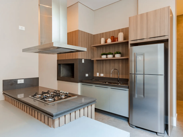 Apartamento 3 quartos e 4 banheiros, à venda, no bairro Champagnat em Curitiba