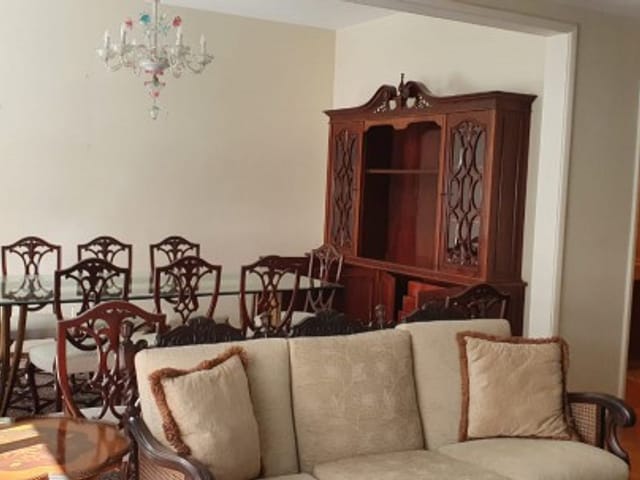 Apartamento 5 quartos e 2 banheiros, à venda, no bairro Centro em Petrópolis
