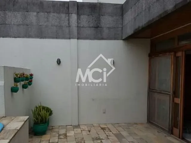 Cobertura / Penthouse 3 quartos e 3 banheiros, à venda, no bairro Centro em Pelotas