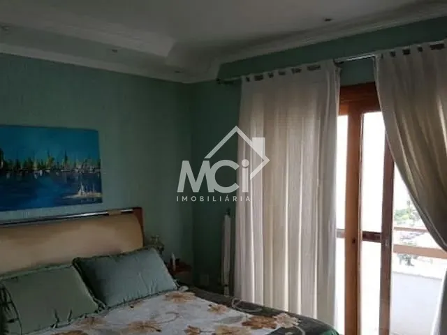 Cobertura / Penthouse 3 quartos e 3 banheiros, à venda, no bairro Centro em Pelotas