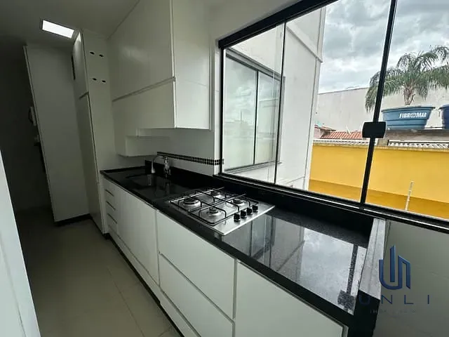 Apartamento 2 quartos e 2 banheiros, à venda, no bairro Jardim Amália em Volta Redonda