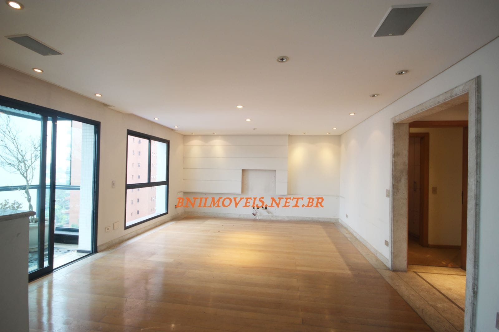 Apartamento, 4 quartos, 202 m² - Foto 1
