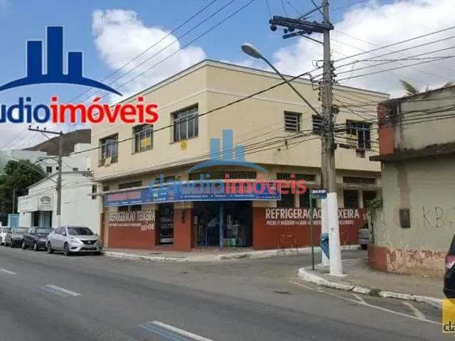 Apartamento 5 quartos e 2 banheiros, à venda, no bairro Centro em Barra Mansa