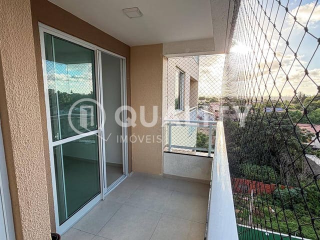 Apartamento 2 quartos e 2 banheiros, à venda, no bairro Engenheiro Luciano Cavalcante em Fortaleza