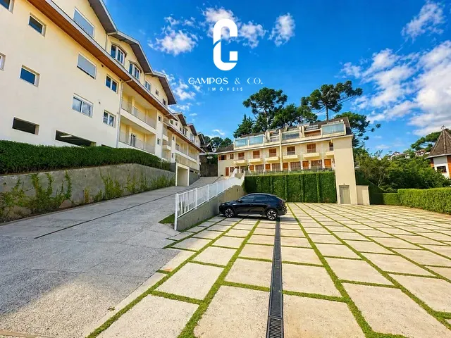 Apartamento 5 quartos e 6 banheiros, à venda, no bairro Vila Capivari em Campos do Jordão