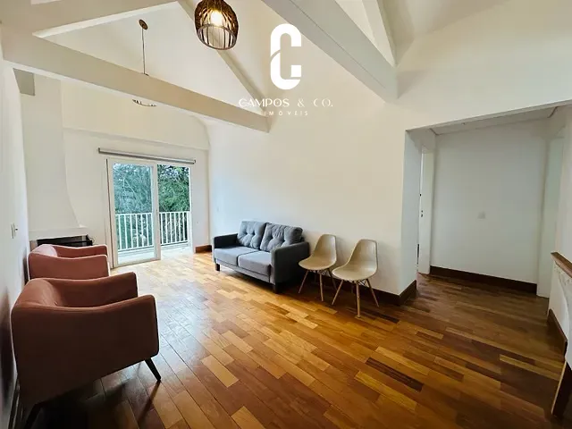 Apartamento 5 quartos e 6 banheiros, à venda, no bairro Vila Capivari em Campos do Jordão
