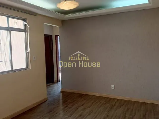 Apartamento 2 quartos e 2 banheiros, à venda, no bairro Santa Rosa em Barra Mansa