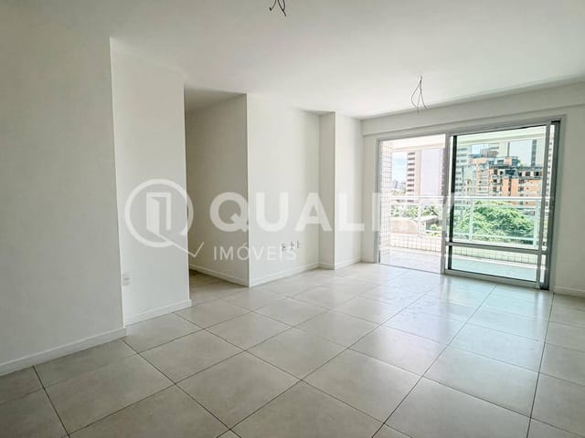 Apartamento 3 quartos e 2 banheiros, à venda, no bairro Guararapes em Fortaleza