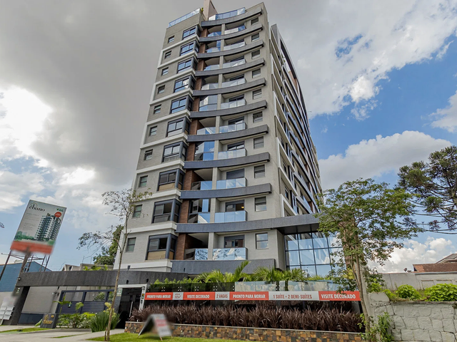 Apartamento 3 quartos e 2 banheiros, à venda, no bairro Cristo Rei em Curitiba