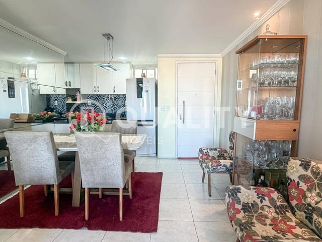 Apartamento 3 quartos e 2 banheiros, à venda, no bairro Pici em Fortaleza