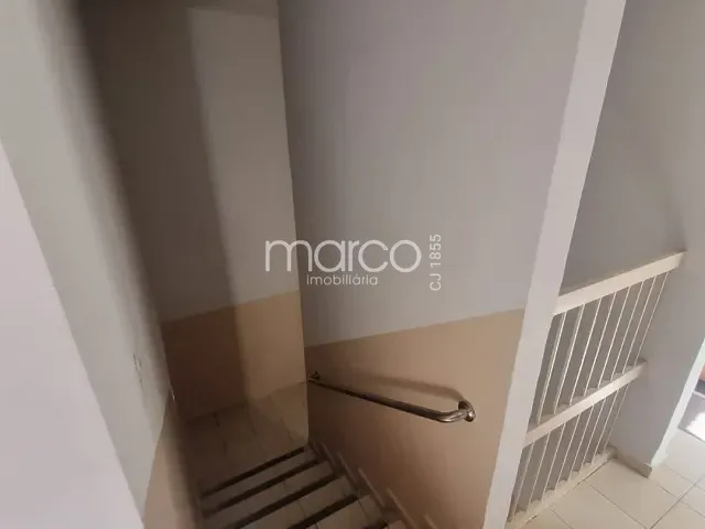 Apartamento 2 quartos e 1 banheiro, para alugar, no bairro Vila Jaraguá em Goiânia