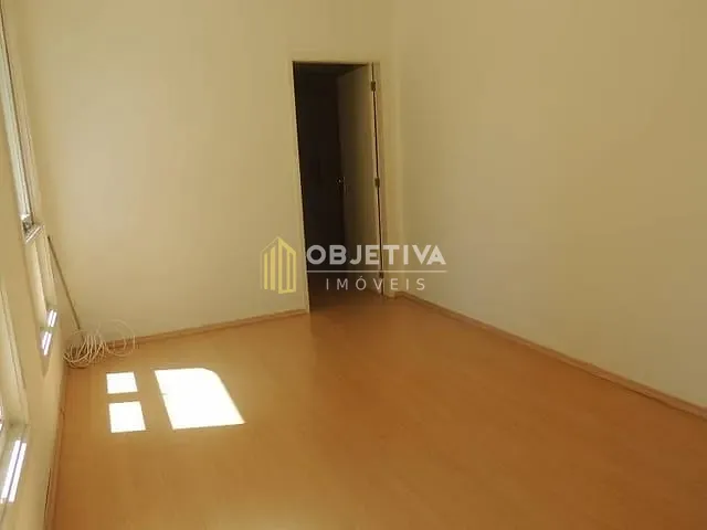 Apartamento 1 quarto e 1 banheiro, à venda, no bairro Bela Vista em Porto Alegre
