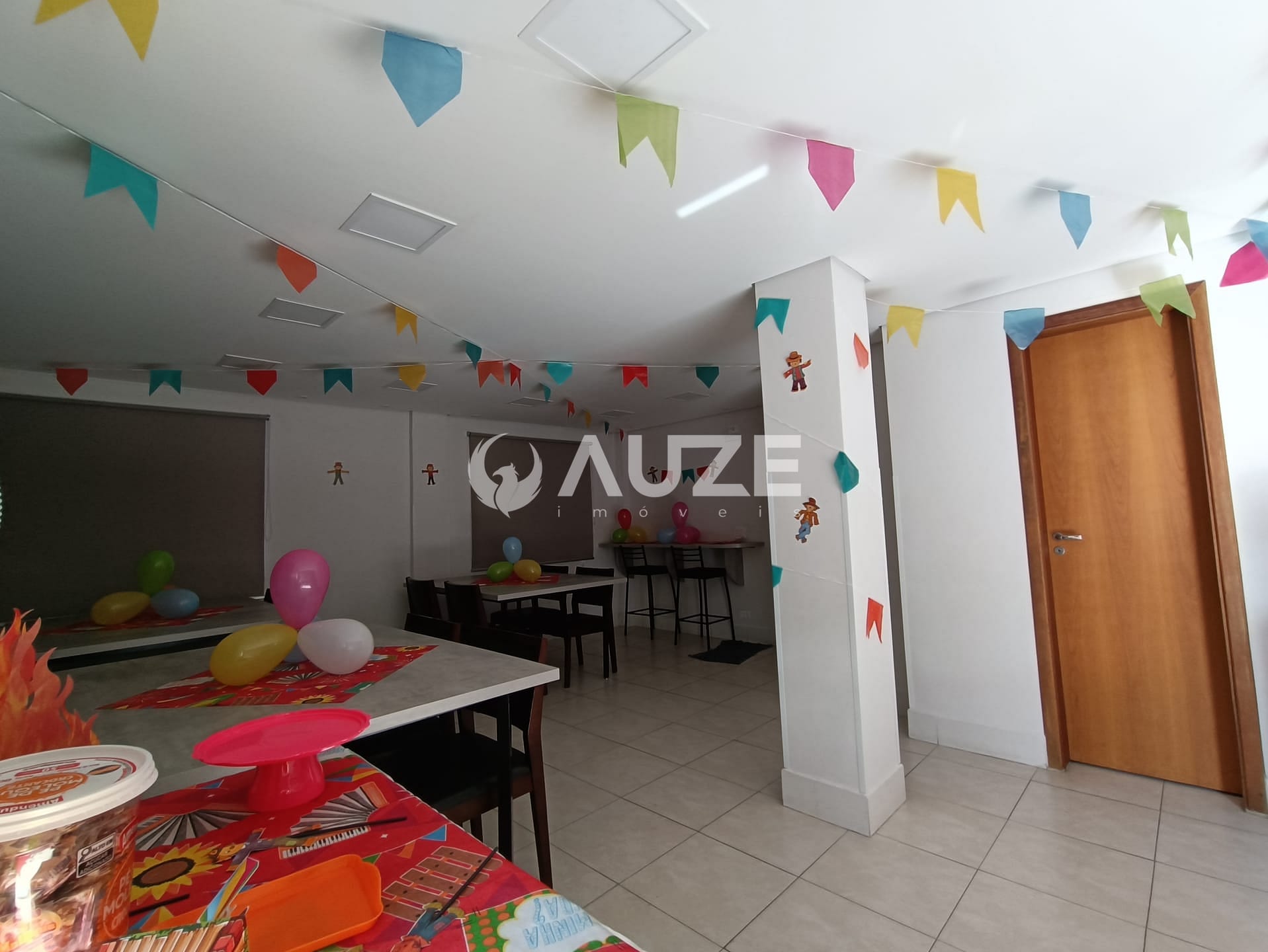 Apartamento à venda com 2 quartos, 52m² - Foto 60