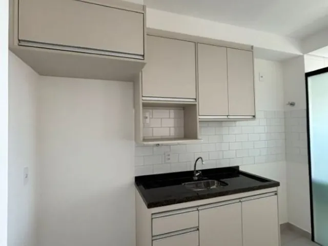 Apartamento 2 quartos e 2 banheiros, para alugar, no bairro Vila São Pedro em Santo André