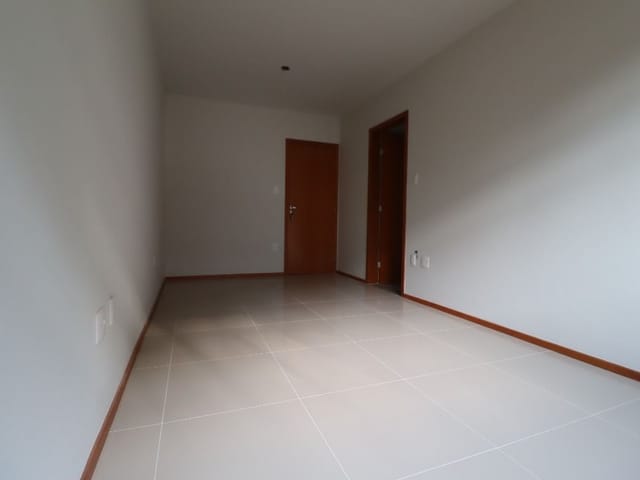 Apartamento 2 quartos e 1 banheiro, à venda, no bairro Santa Helena em Juiz de Fora