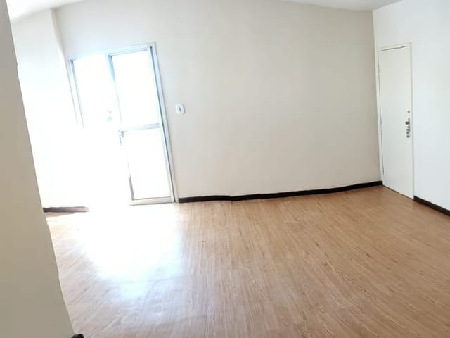 Apartamento 2 quartos e 2 banheiros, à venda ou para alugar, no bairro Centro em Goitacazes
