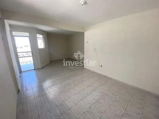 Apartamento 3 quartos e 2 banheiros, para alugar, no bairro Universitário em Campina Grande