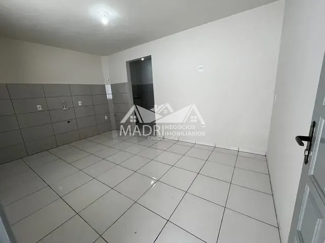 Apartamento 1 quarto e 1 banheiro, para alugar, no bairro Bela Vista em Palhoça