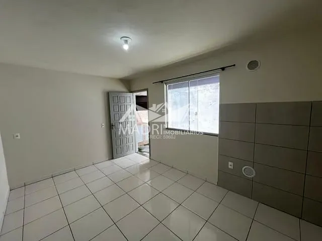 Apartamento 1 quarto e 1 banheiro, para alugar, no bairro Bela Vista em Palhoça