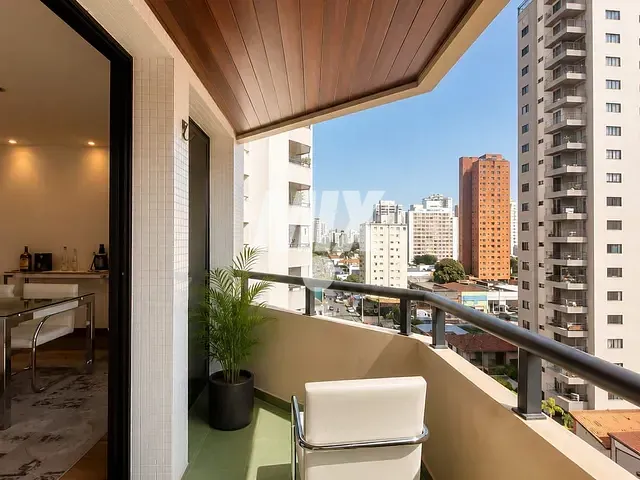 Apartamento 3 quartos e 5 banheiros, à venda, no bairro Moema em São Paulo