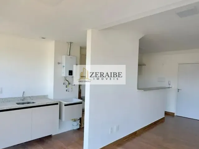 Apartamento 2 quartos e 2 banheiros, para alugar, no bairro Vila Galvão em Guarulhos