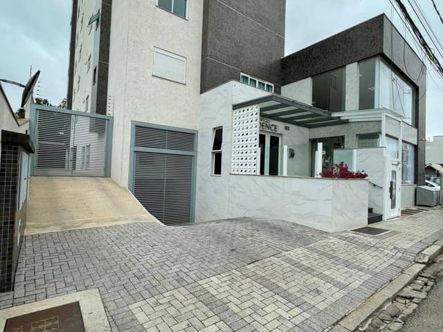 Foto do Apartamento - Excelente apartamento semi mobiliado com 3 quartos sendo 1 suíte para locação, em ótima localização na região central de São José dos Pinhais, PR | Haas Imóveis