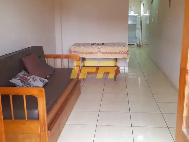 Apartamento 2 quartos e 1 banheiro, à venda ou para alugar, no bairro Praia Grande em Ubatuba