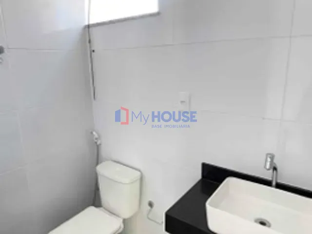 Apartamento com 80m² 2 quartos e 2 banheiros, para alugar, no bairro Nossa Senhora da Vitória em Ilhéus