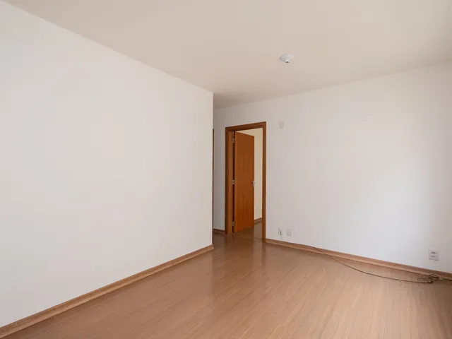 Apartamento com 53m² 2 quartos e 1 banheiro, para alugar, no bairro Fragata em Pelotas