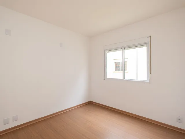 Apartamento com 53m² 2 quartos e 1 banheiro, para alugar, no bairro Fragata em Pelotas