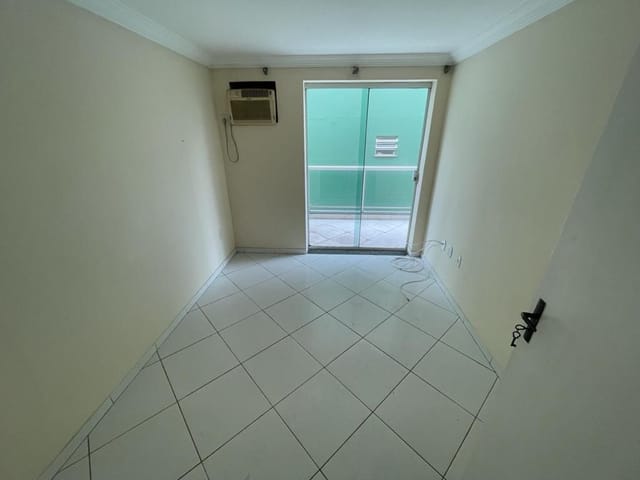 Apartamento 2 quartos e 1 banheiro, à venda, no bairro Glória em Macaé
