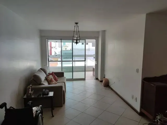 Apartamento 3 quartos e 2 banheiros, à venda, no bairro Parque Tamandaré em Campos dos Goytacazes