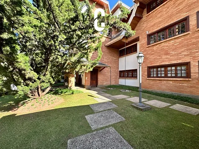 Apartamento com 399m² 3 quartos e 4 banheiros, à venda, no bairro Vila Iara em Campos do Jordão
