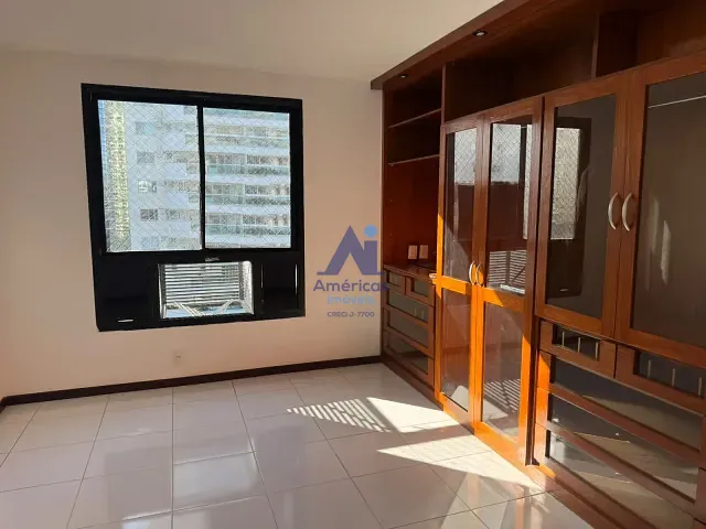 Apartamento com 150m² 4 quartos e 4 banheiros, para alugar, no bairro Recreio dos Bandeirantes em Rio de Janeiro