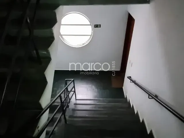 Apartamento 2 quartos e 1 banheiro, para alugar, no bairro Setor Bueno em Goiânia