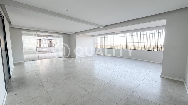 Apartamento com 251m² 4 quartos e 6 banheiros, à venda, no bairro Papicu em Fortaleza