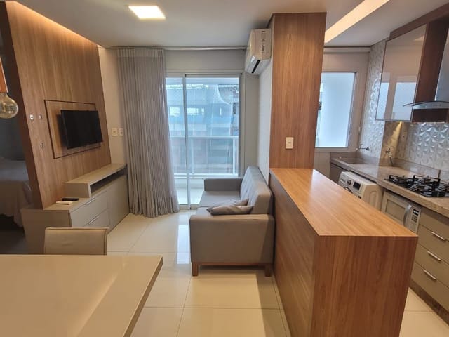 Apartamento 1 quarto e 1 banheiro, para alugar, no bairro Setor Bueno em Goiânia