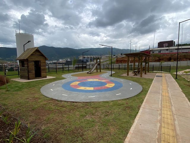 Apartamento 2 quartos e 1 banheiro, à venda ou para alugar, no bairro Ponte Nova em Extrema