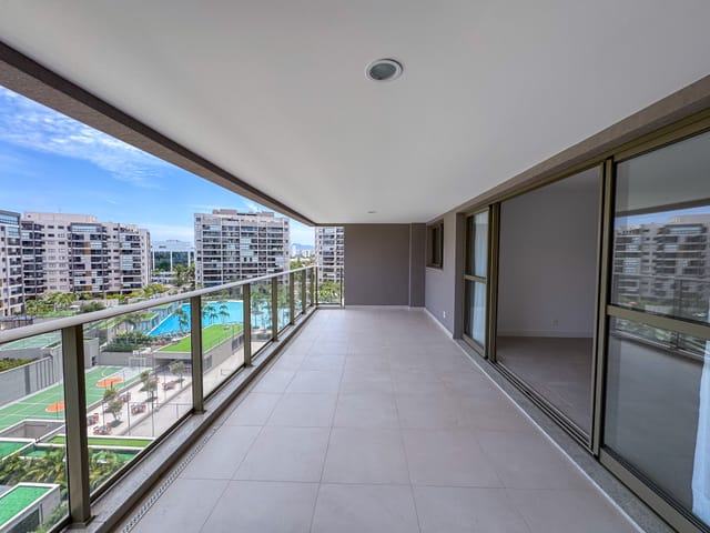 Apartamento com 184m² 4 quartos e 4 banheiros, à venda ou para alugar, no bairro Barra da Tijuca em Rio de Janeiro