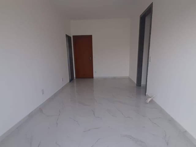 Apartamento com 54m² 2 quartos e 2 banheiros, para alugar, no bairro Vila Valqueire em Rio de Janeiro