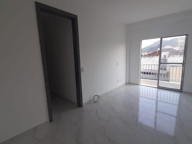 Apartamento com 54m² 2 quartos e 2 banheiros, para alugar, no bairro Vila Valqueire em Rio de Janeiro