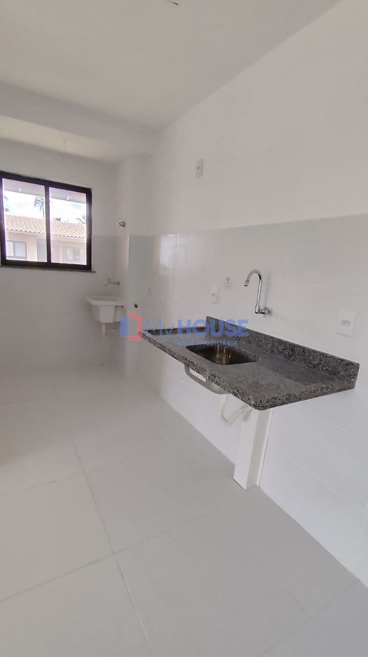 Apartamento à venda com 3 quartos, 70m² - Foto 4