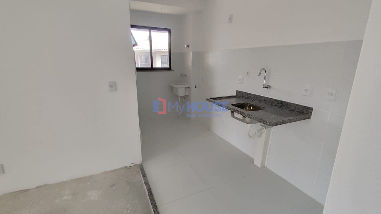 Apartamento à venda com 3 quartos, 70m² - Foto 1