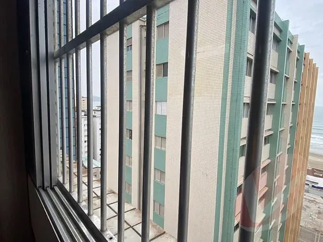 Apartamento 2 quartos e 2 banheiros, à venda, no bairro Tupi em Praia Grande