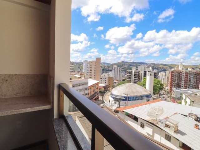 Apartamento 2 quartos e 2 banheiros, à venda, no bairro Santa Helena em Juiz de Fora