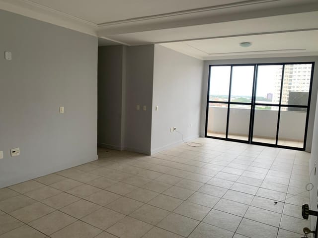 Apartamento 3 quartos e 2 banheiros, à venda, no bairro Centro em Campos dos Goytacazes