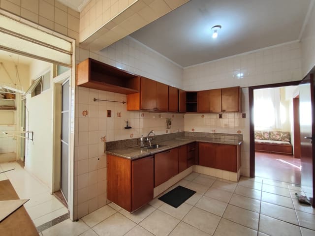 Apartamento com 190m² 3 quartos e 2 banheiros, à venda, no bairro Centro em Araçatuba