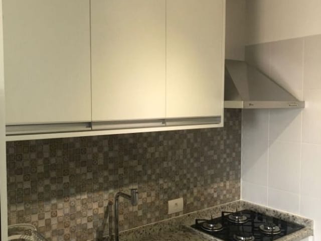 Apartamento com 93m² 2 quartos e 2 banheiros, para alugar, no bairro Vila Larsen 1 em Londrina