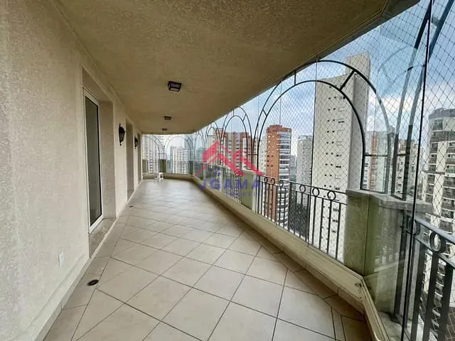 Apartamento 4 quartos e 6 banheiros, à venda ou para alugar, no bairro Jardim Fonte do Morumbi em São Paulo